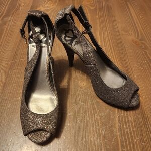 Fergalicious by Fergie Women's Heels Size 7.5M Open Toe Sling Back Mona T 4"